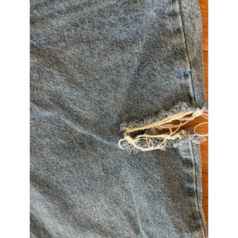PrettyLittleThing Distressed Mom Jeans Women's UK 6 EU 34 US 2 High Rise Denim